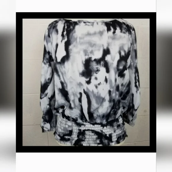 NWOT! MICHAEL KORS SPLATTER DESIGN BLOUSE - Picture 2 of 11